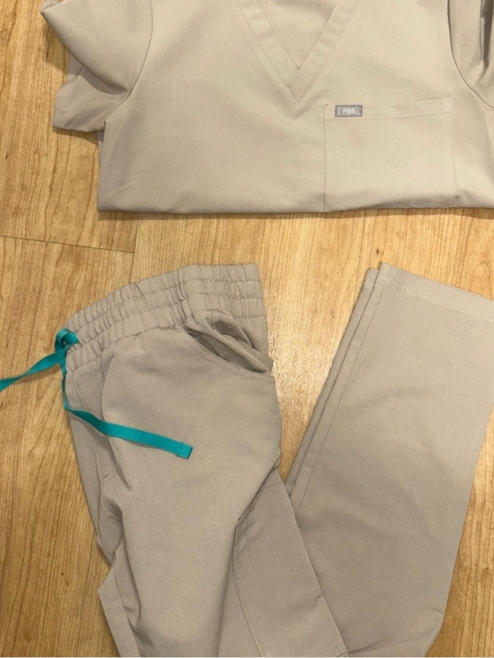 Figs V-Neck Scrub Set in Light Taupe with Teal Drawstring